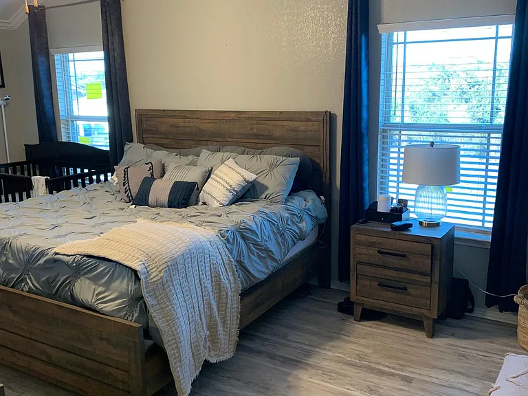 2801 Curtis Dr — Photo 16