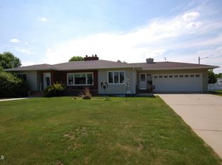 103 9th Ave SW, Sidney, MT 59270