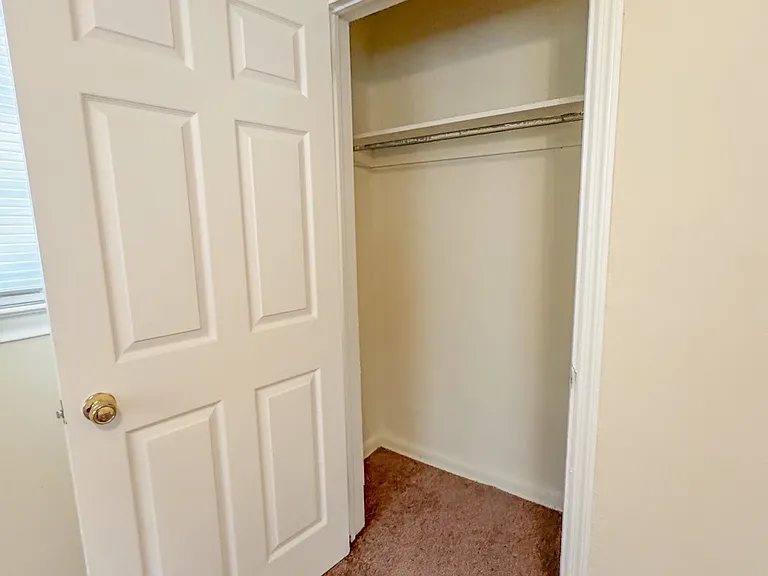 1502 Atkamire Dr — Photo 12
