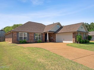 7289 Judith Dr, Olive Branch, MS 38654