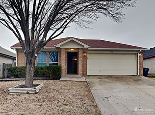 9961 Peregrine Trl, Fort Worth, TX 76108