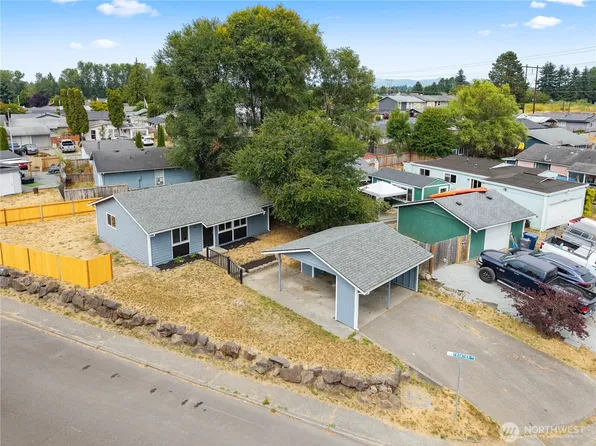 8703 12th Street NE, Lake Stevens, WA 98258