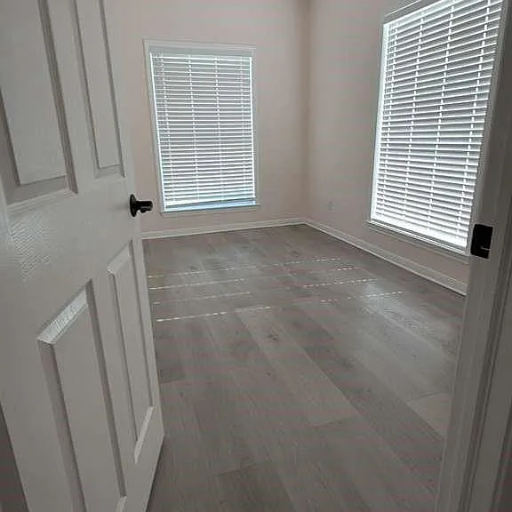 21878 Russell Dr — Photo 10