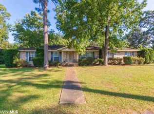 2 Bateman Cir, Foley, AL 36535