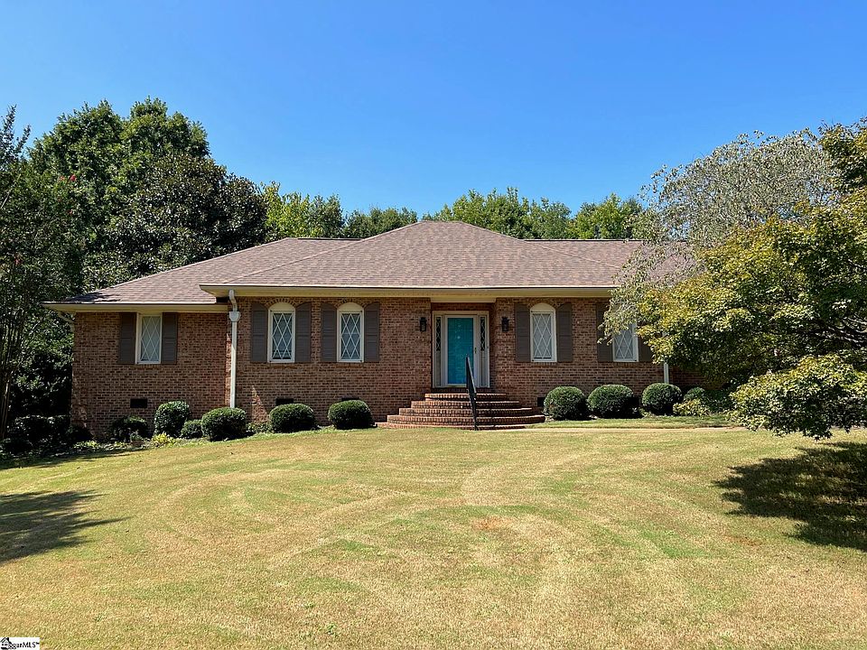 1st image of 109 Birnam Ct