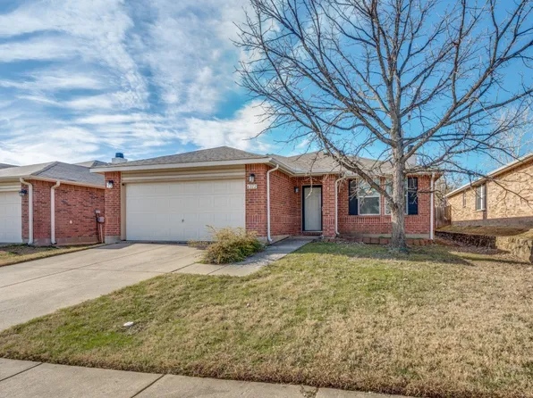 6312 Thoroughbred Trl, Denton, TX 76210