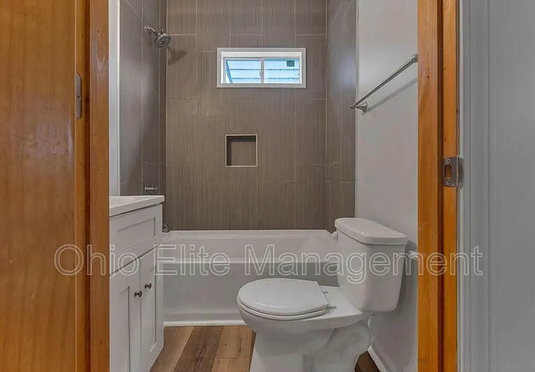 2023 Sullivant Ave — Photo 19