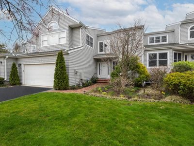 26 Beechwood Court, Glen Cove, NY, 11542