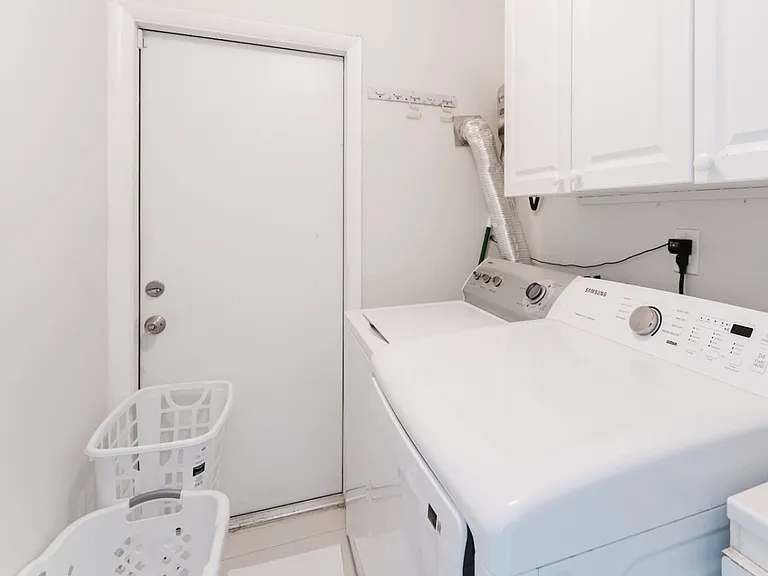 Laundry Room Cabinet