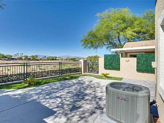 5th image of 10310 Birch Bluff Ln