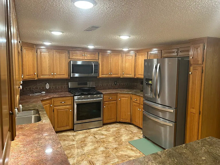 331 Buena Vista Rd — Photo 9