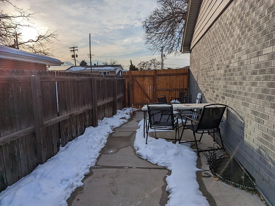 Patio area (furniture not included)