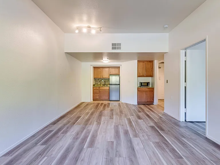 Legacy Hills at Poway 55+ — Photo 13