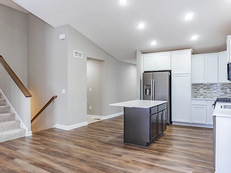 1430 Nutmeg Cir — Photo 15