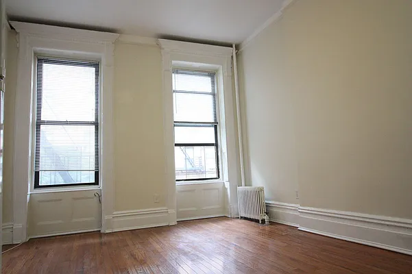 Rented by Wave Real Estate Group | media 5