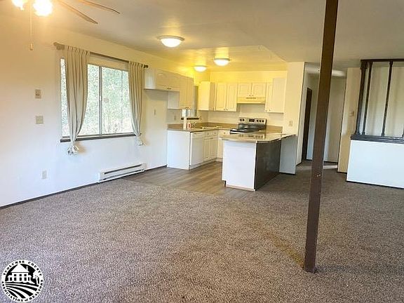 4th image of 21529 Crestview Dr