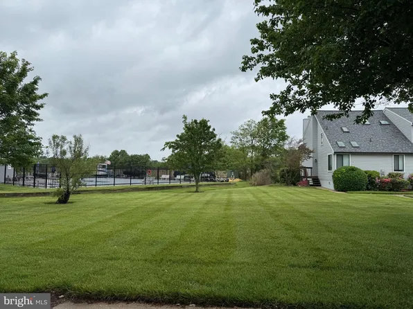 301 Marion Quimby Dr, Stevensville, MD 21666