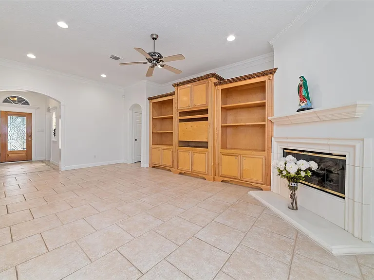 13311 Duke Of York Ln — Photo 6