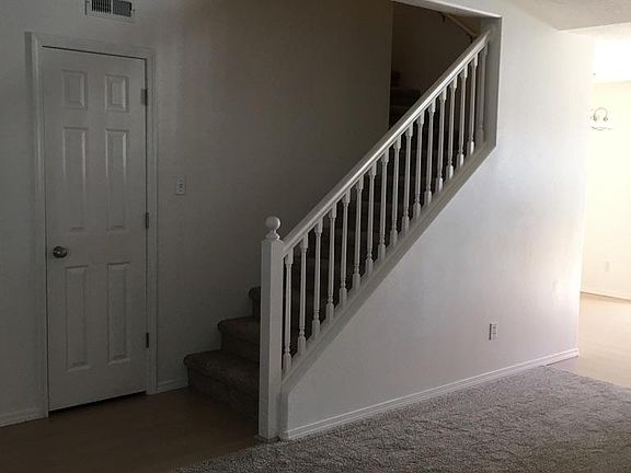 5th image of 1478 W Bering Ave