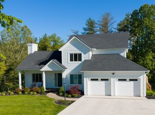 8047 Lavelle Rd, Athens, OH 45701