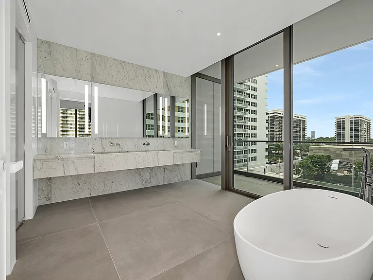 2000 S Ocean Dr #5A — Photo 9