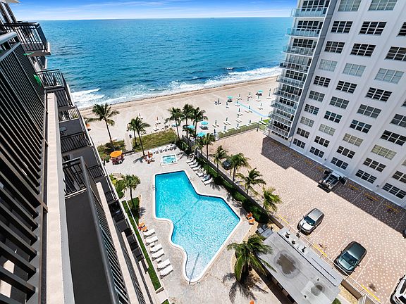 4th image of 3800 Galt Ocean Dr APT 1009