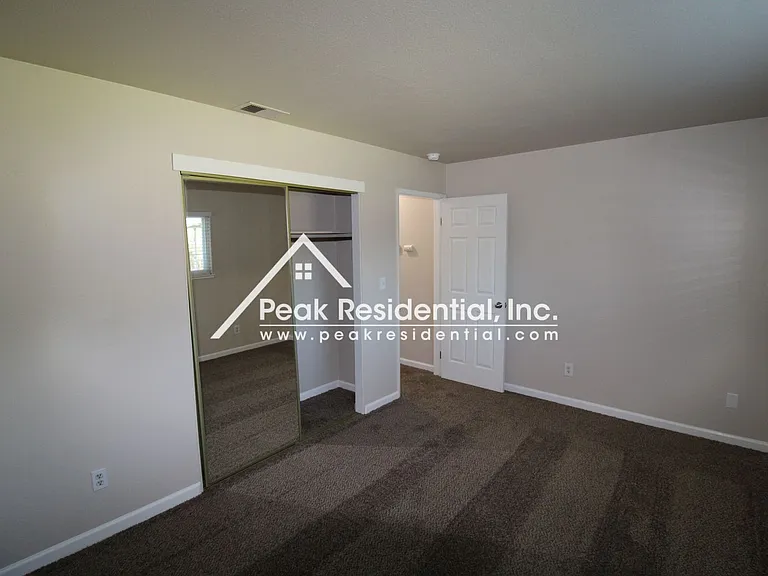 7409 Cushman Ct — Photo 12