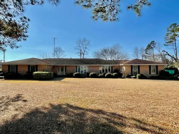 1185 N Coffee Rd, Nashville, GA 31639