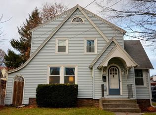 7 Pine St, Greenfield, MA 01301