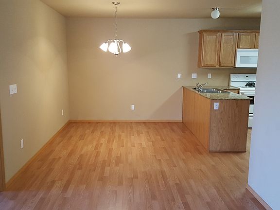 3rd image of 3401 SW Deerfield Blvd #2