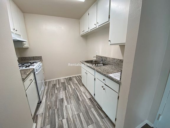 4th image of 15240 Nordhoff St APT 8
