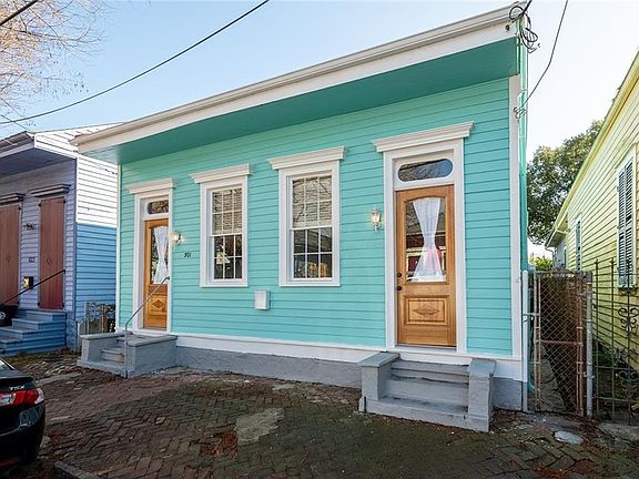 2nd image of 921 Louisa St