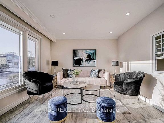 4th image of 47 Greyhound Dr