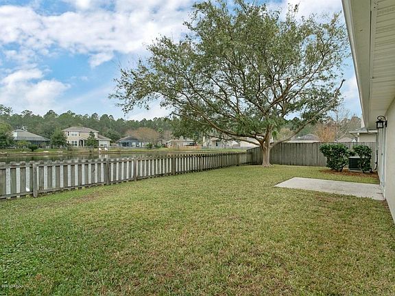 2nd image of 304 Johns Glen Dr