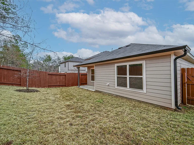 1903 Brushy Cedar Dr — Photo 26