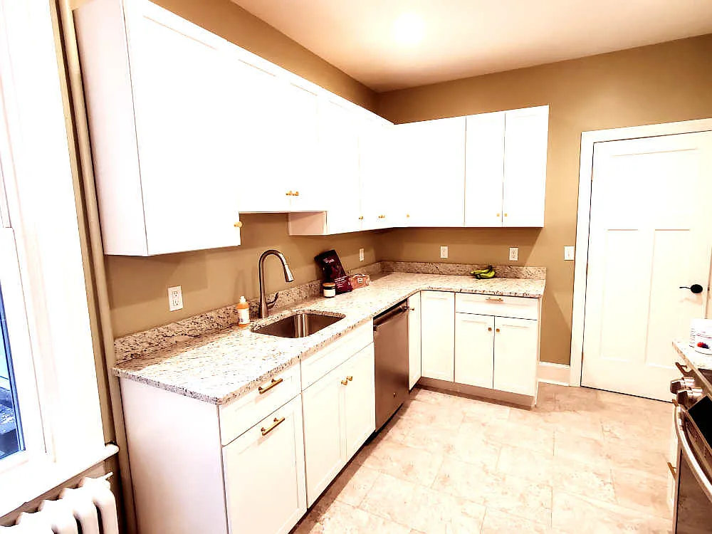 1 bed, 1125 sqft, $1,400 — Photo 2