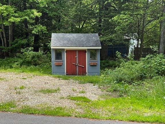 3rd image of 29 Shady Ave