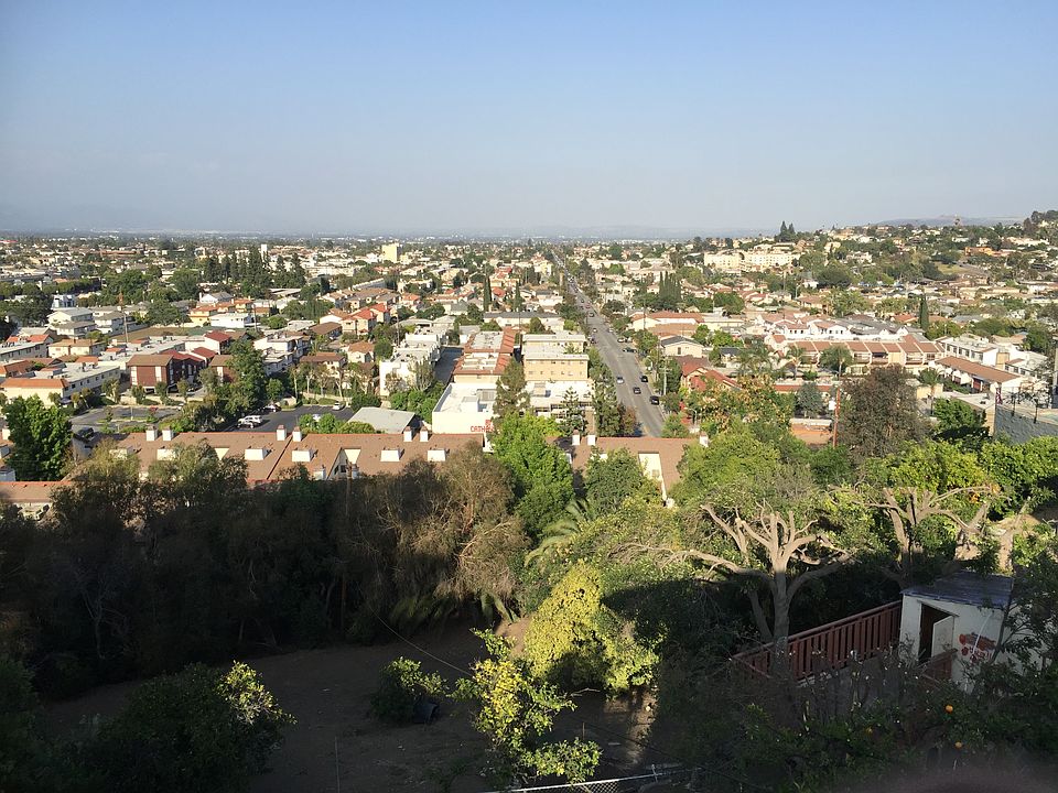 1st image of 302 De La Fuente St