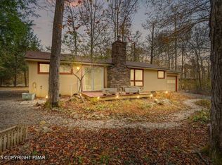 4128 Hemlock Trl, Pocono Pines, PA 18350