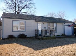701 W 44th St S, Wichita, KS 67217