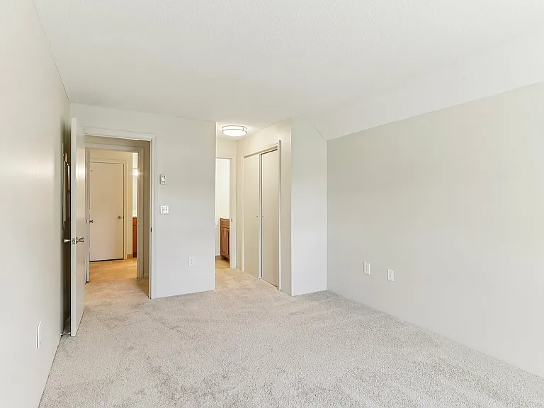 29-web-or-mls-Plantation St-S2708-021