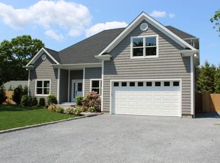 81 Hazelwood Ave, Westhampton Beach, NY 11978