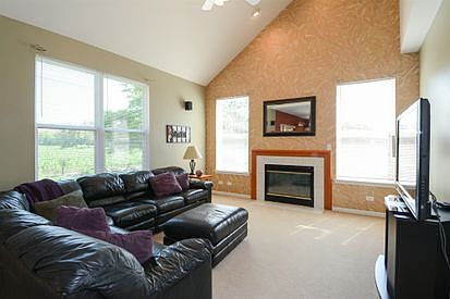 5th image of 3072 Savannah Dr