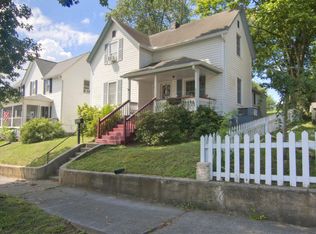 406 N B St, Lenoir City, TN 37771