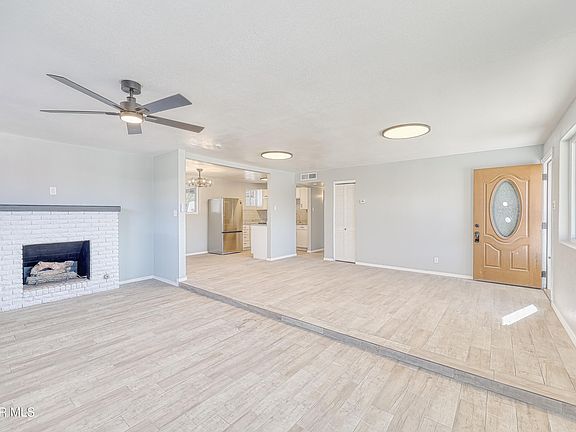 3rd image of 223 Kelvin Ave