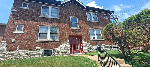 4617 S Broadway Photo 1