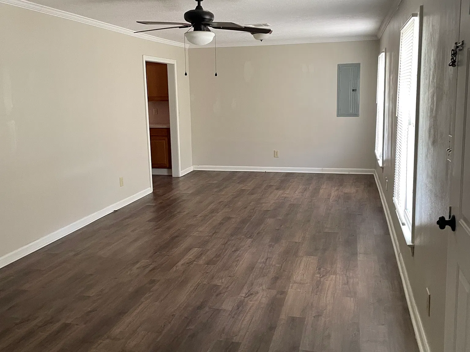 2 bed, $1,200 — Photo 4