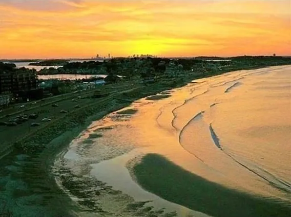 1 Longbeach Ave APT 202, Hull, MA 02045