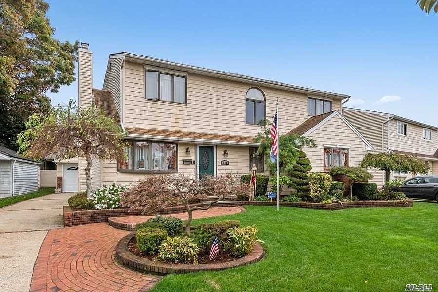 1st image of 791 Woodside Dr