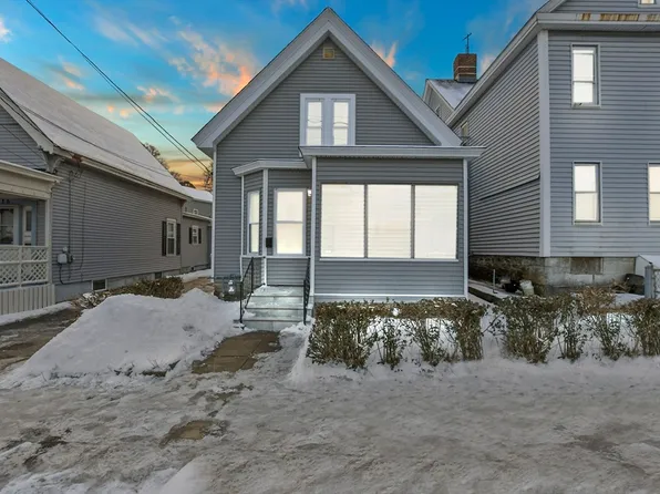 220 Westford St, Lowell, MA 01851